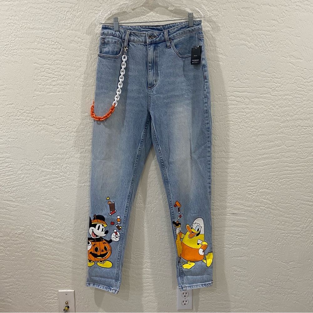 Her Universe Disney Halloween Candy Corn Chain Mom Jeans - junior sz 7 - cotton - Picture 10 of 11